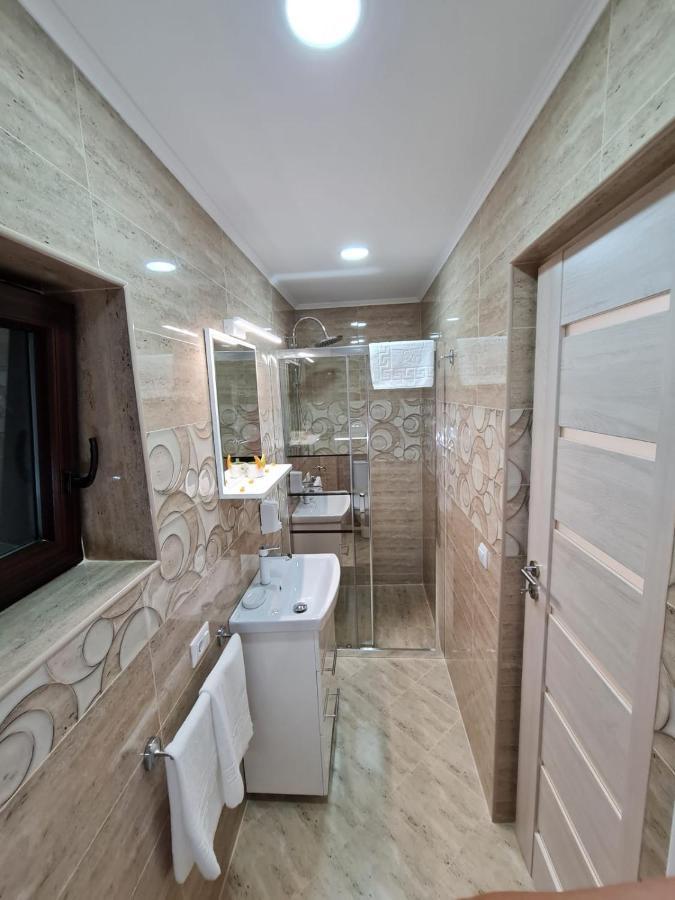 מלון Făgăraş Splendid House מראה חיצוני תמונה